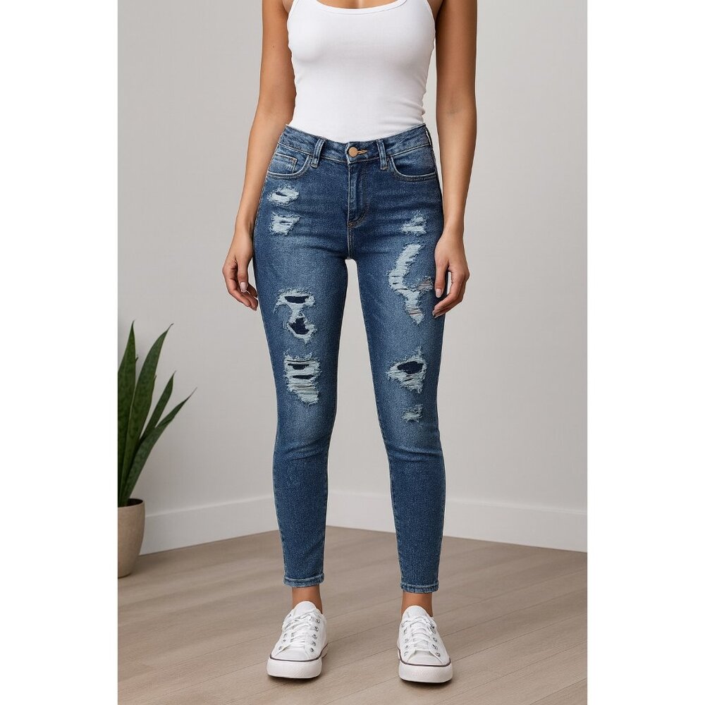 Urban Heritage 1975 High‎ Rise Distressed Jeans